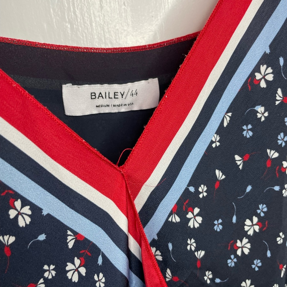 Bailey 44 Red White & Blue Ditzy Floral V-Neck Strappy Tank Top Size S - Picture 2 of 7